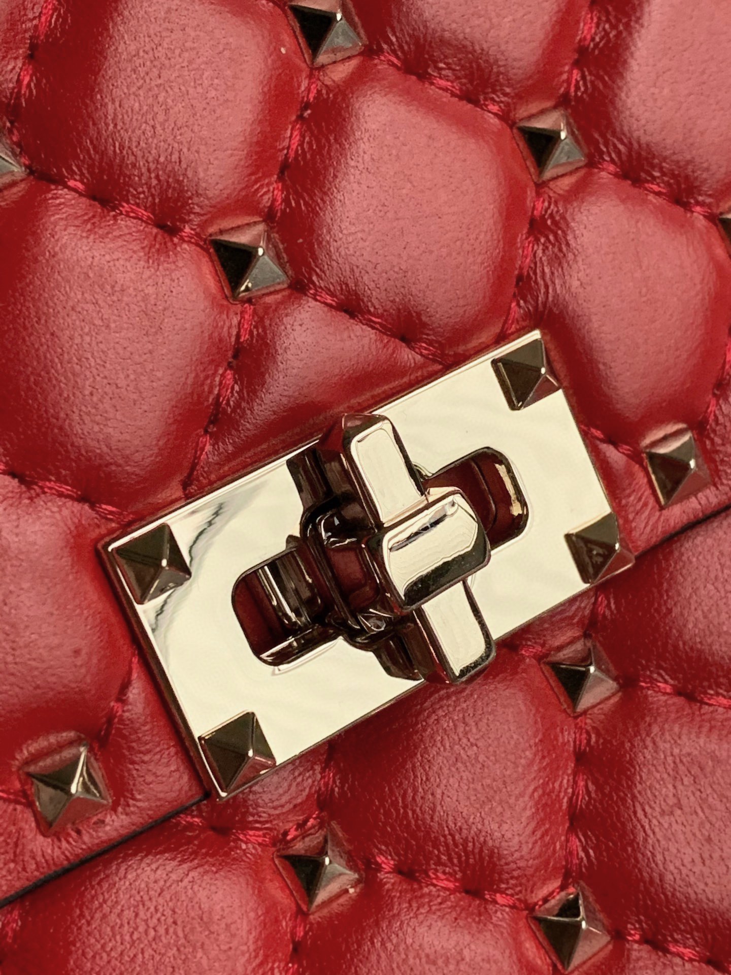 Valentino Garavani Rockstud Spike Big Chain Bag in Red Supple Lambskin Nappa